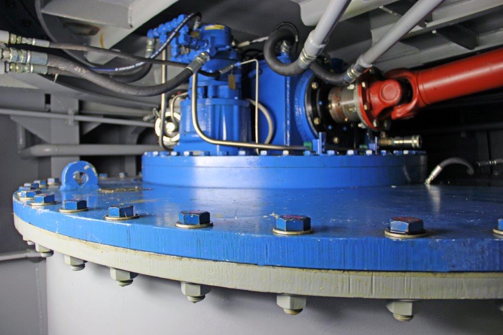 Thrustmaster First to equip ZDrives with Mechanical Fuses for Inland